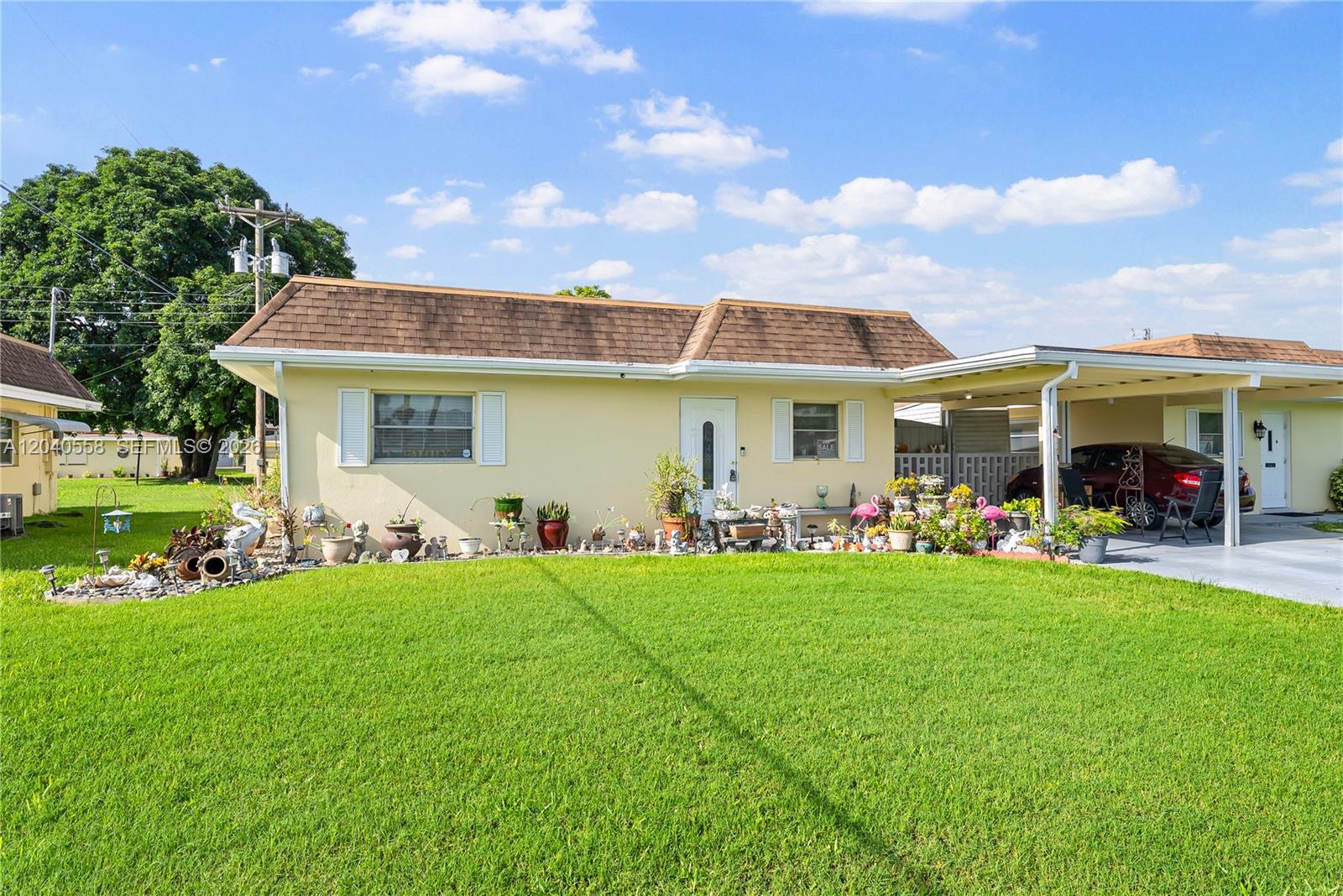 2208 Gardenia Way Property Photo 2