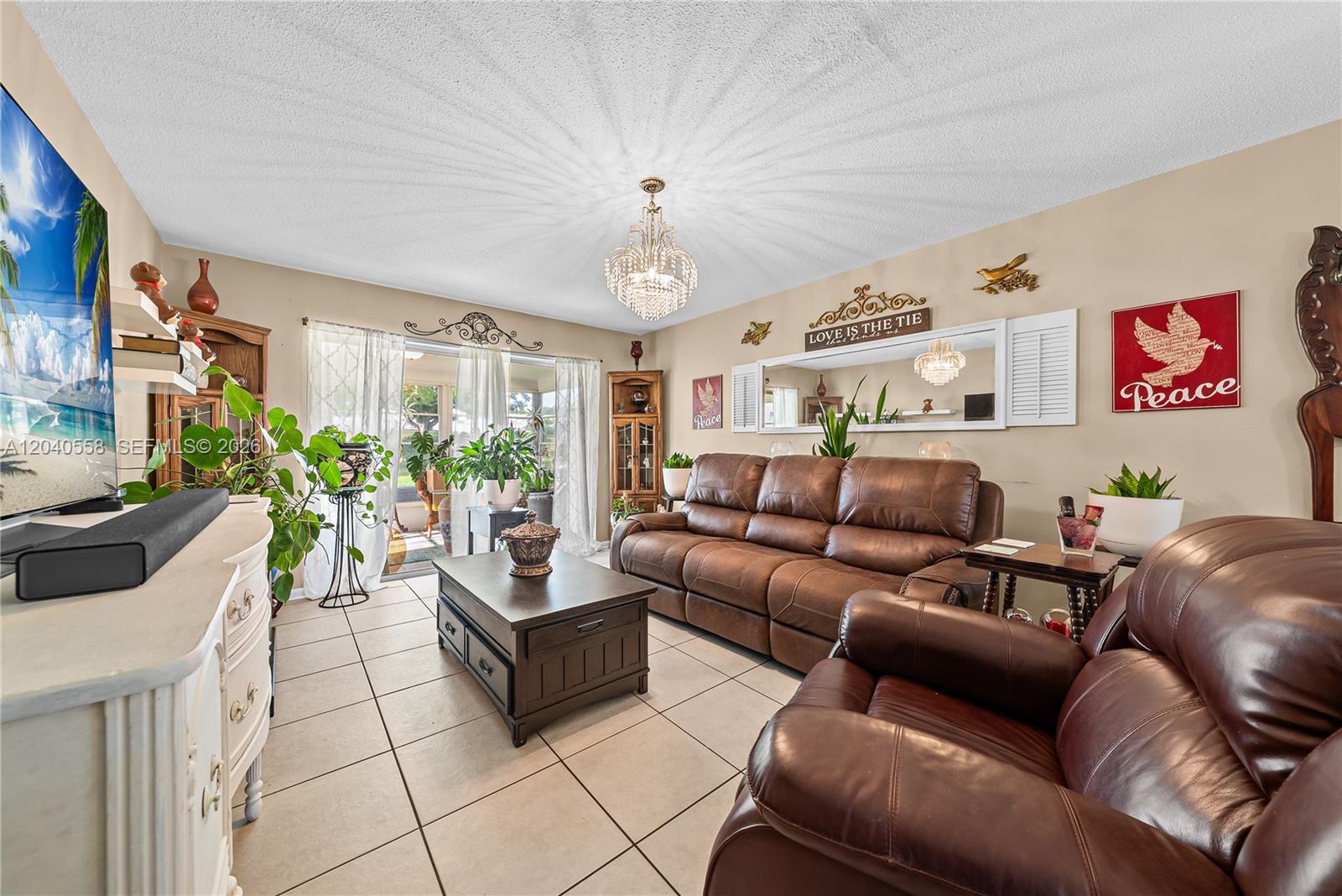 2208 Gardenia Way Property Photo 13