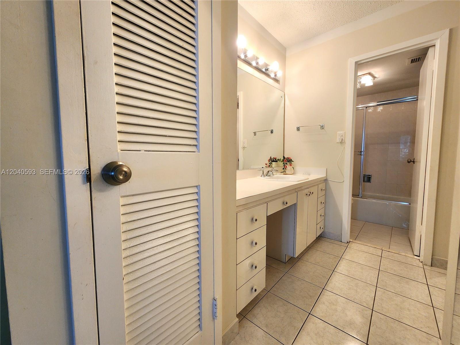 2030 S Ocean Drive 401 Property Photo 15