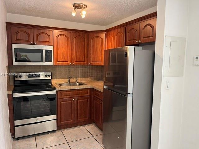 444 SW 4th Street 404 Property Photo 1