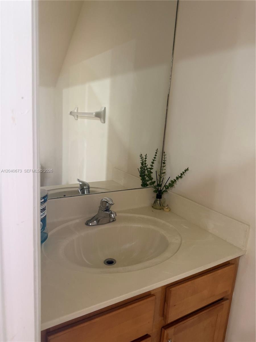 8929 W 35th Way Property Photo 7