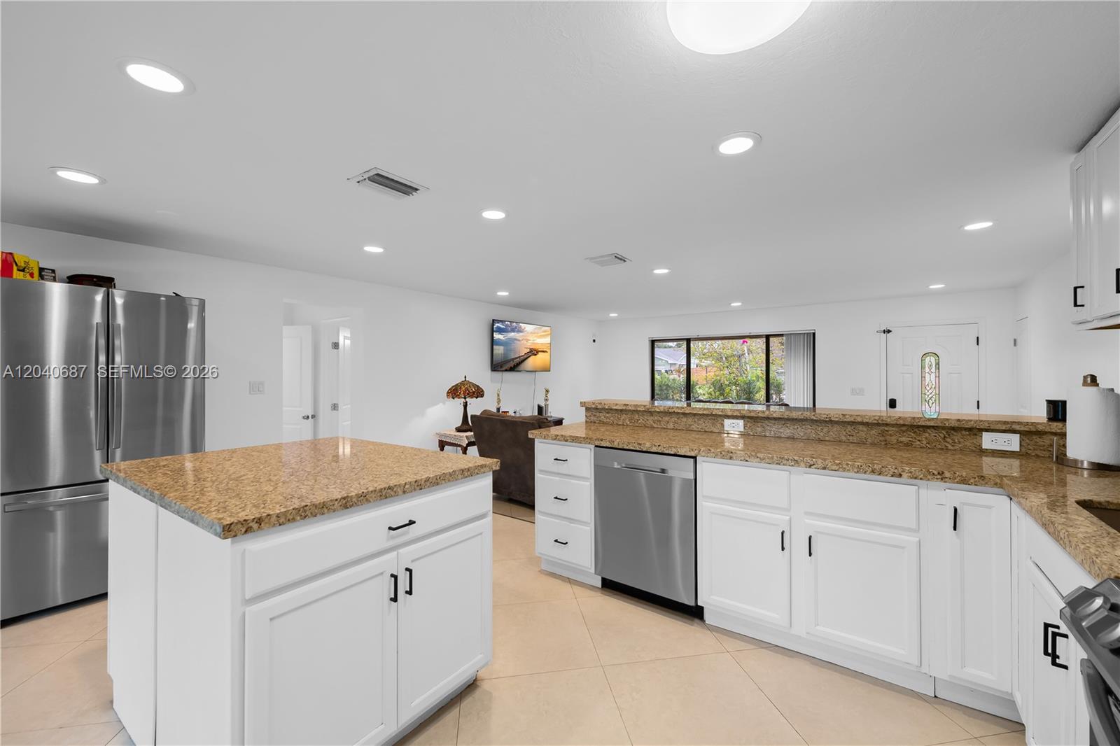 6839 Tradewind Way Property Photo 1
