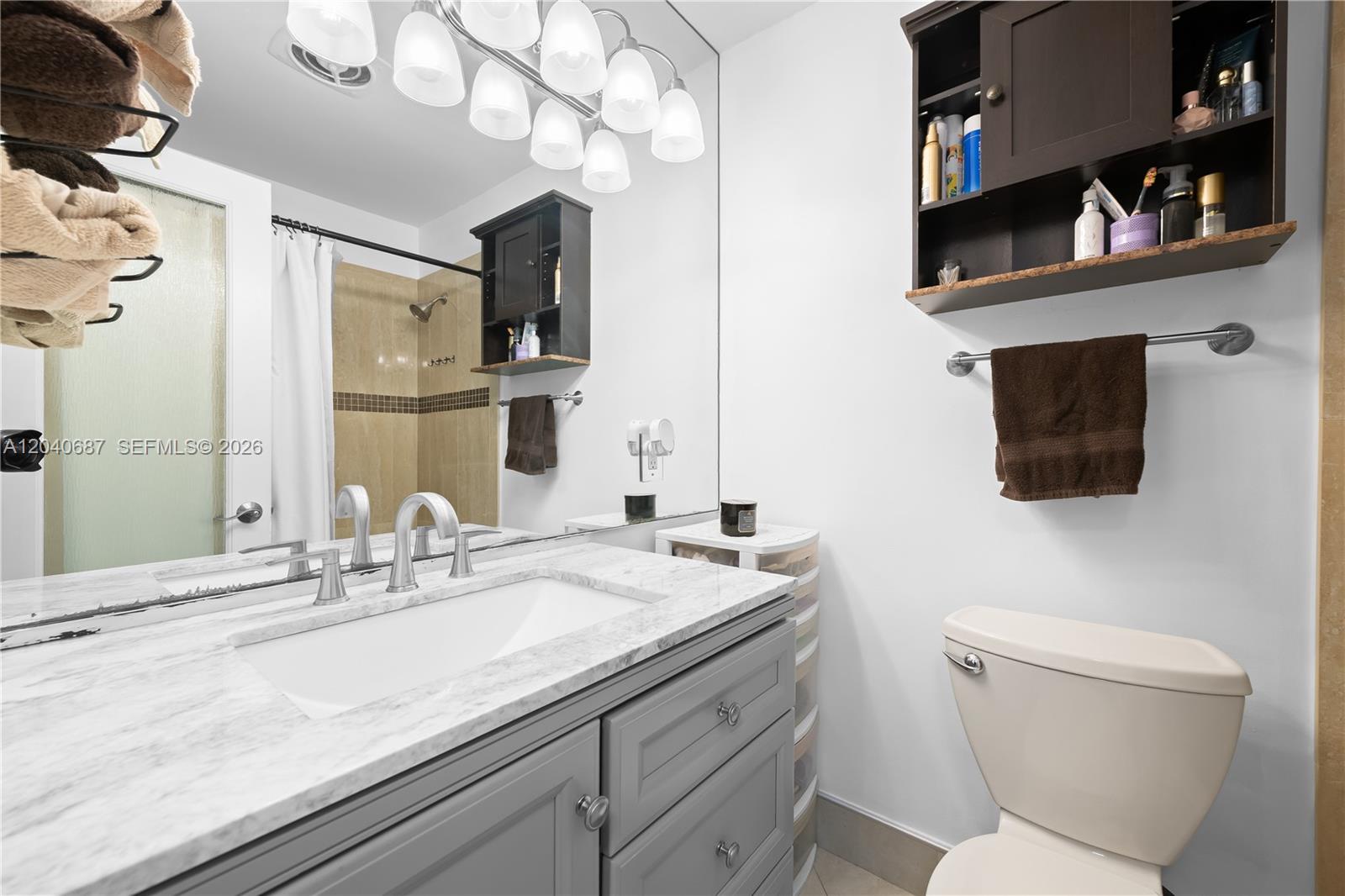 6839 Tradewind Way Property Photo 14