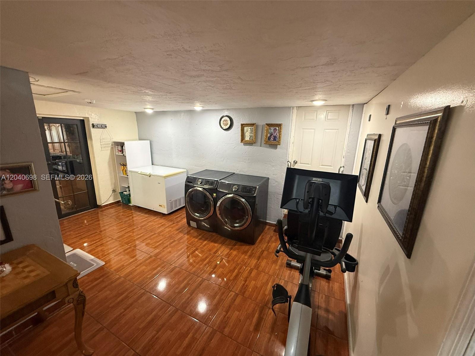 202 To To Lo Chee Drive Property Photo 8