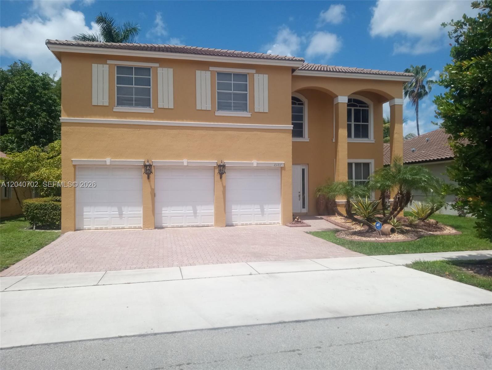 13187 Sw 26th Street Property Photo 1