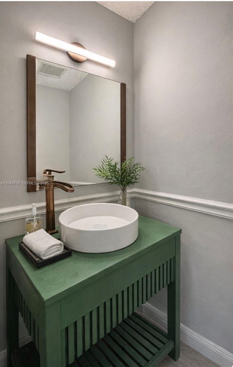 1125 Butternut Lane Property Photo 8