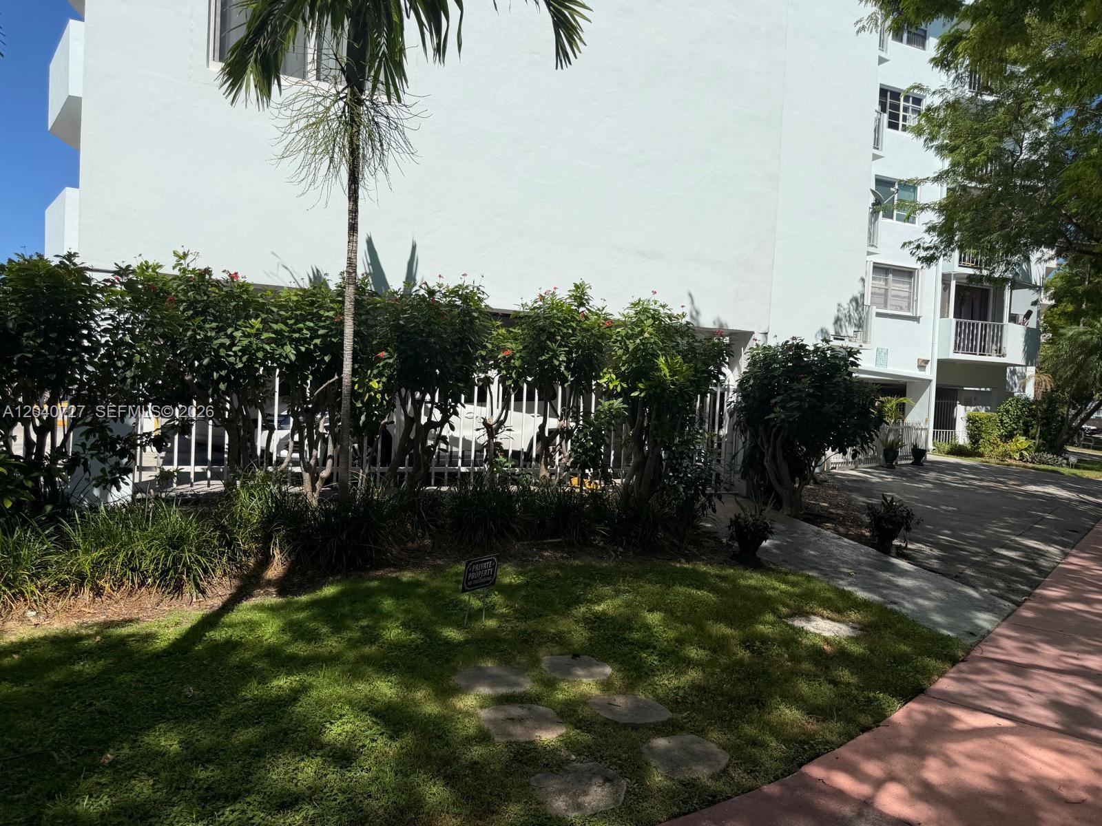 1990 Marseille Drive 303 Property Photo 22