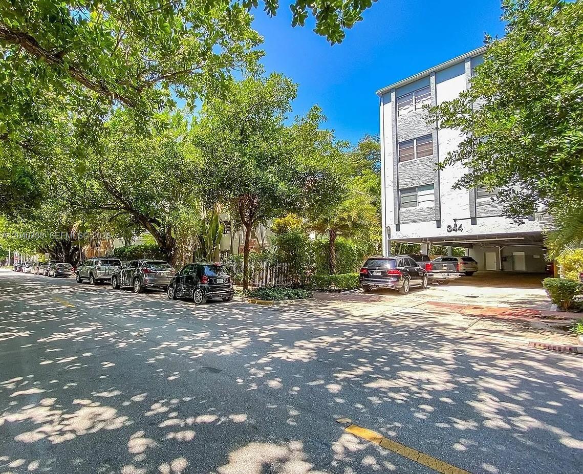 344 Meridian Avenue 2B