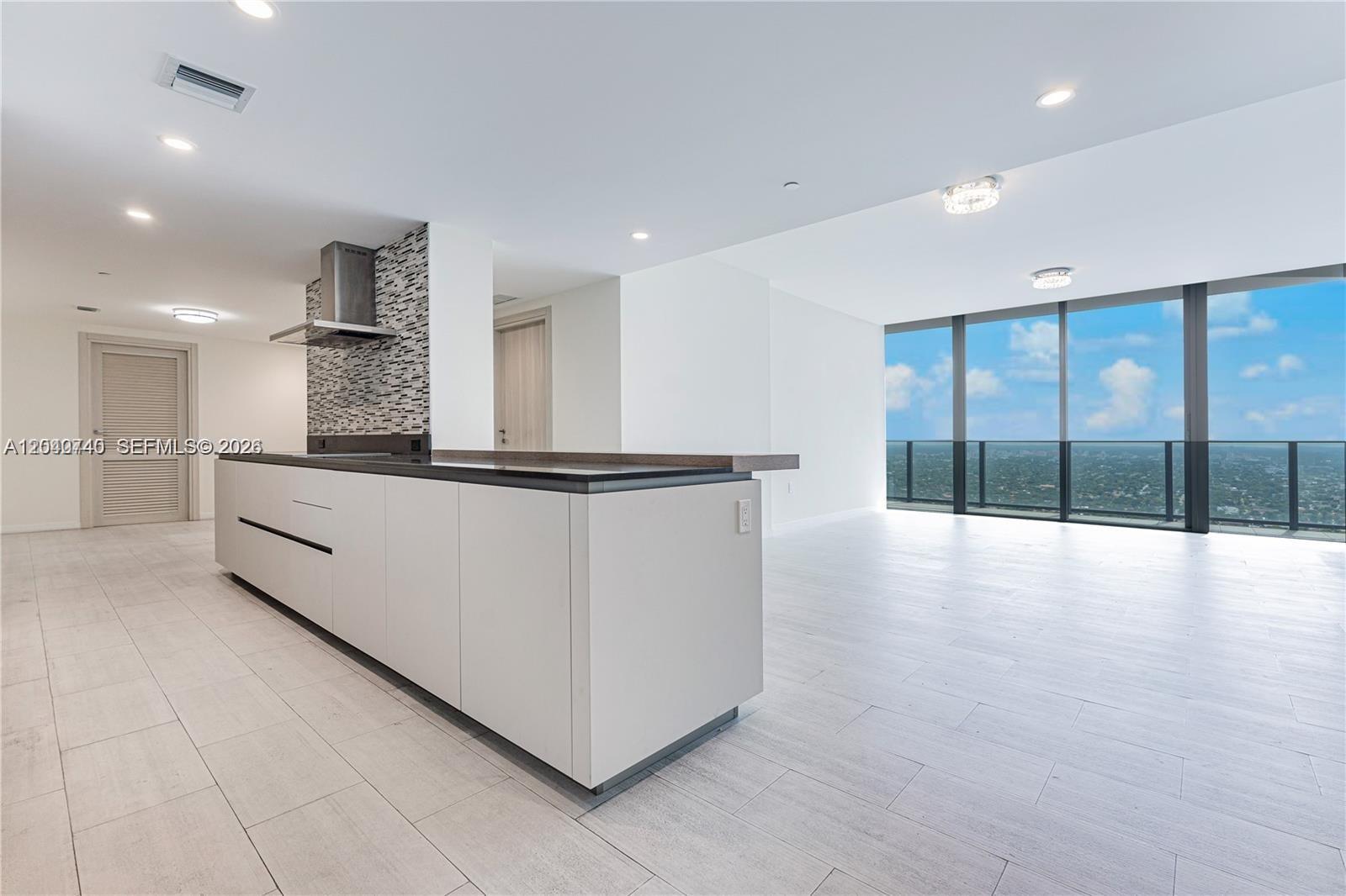 1000 Brickell Plaza 4906 Property Photo 5