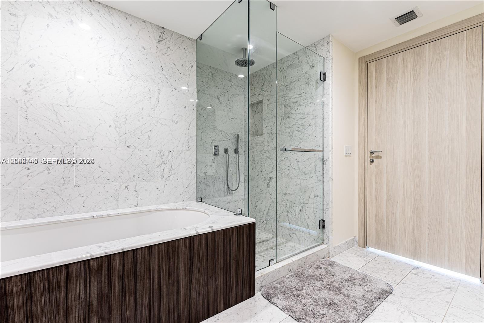 1000 Brickell Plaza 4906 Property Photo 11