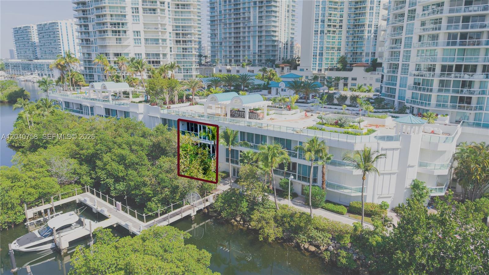 16400 Collins Avenue Th-4 Property Photo 1