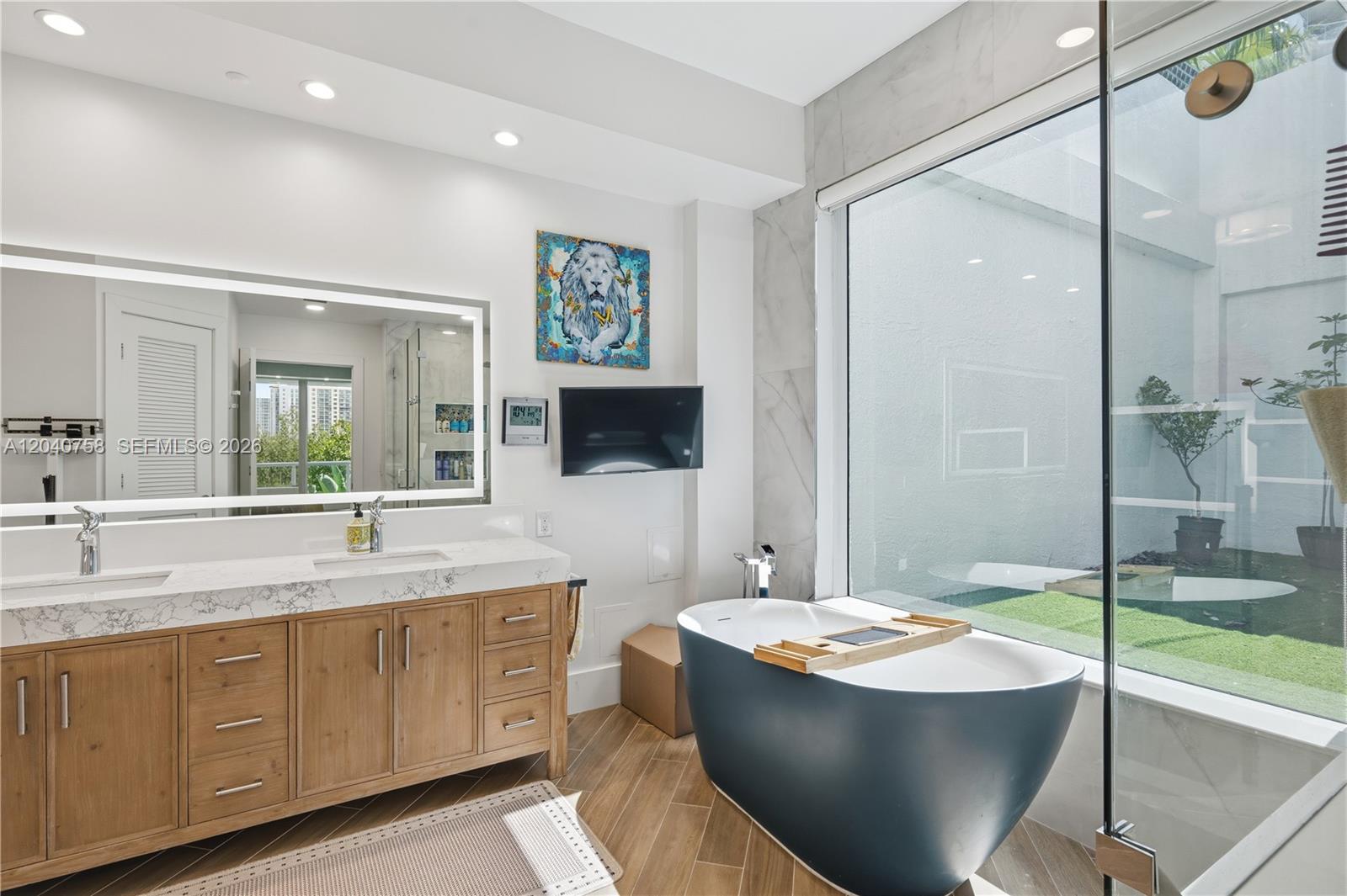 16400 Collins Avenue Th-4 Property Photo 20