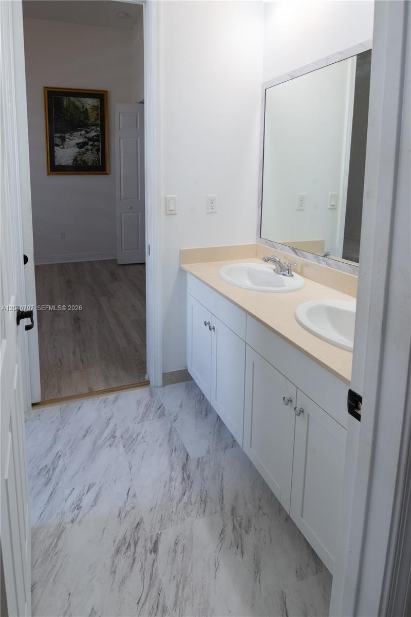 4742 Corrado Avenue Property Photo 25