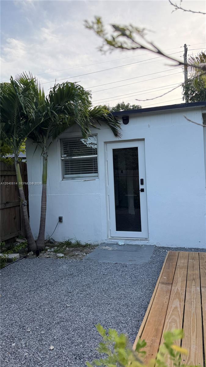 7025 Nw 5th Avenue 2 Property Photo 1