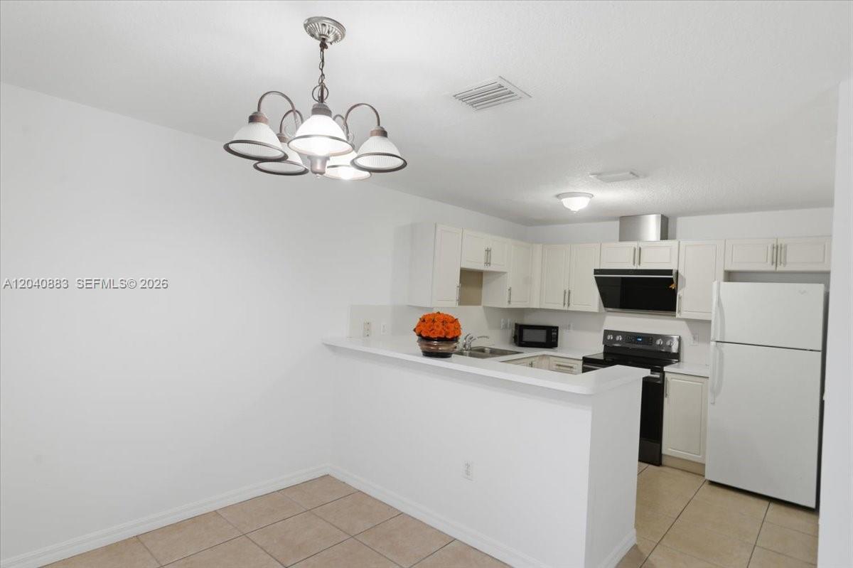 7245 Nw 173rd Drive 2505 Property Photo 12