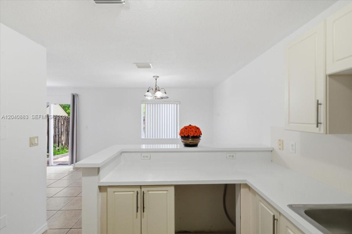 7245 Nw 173rd Drive 2505 Property Photo 31