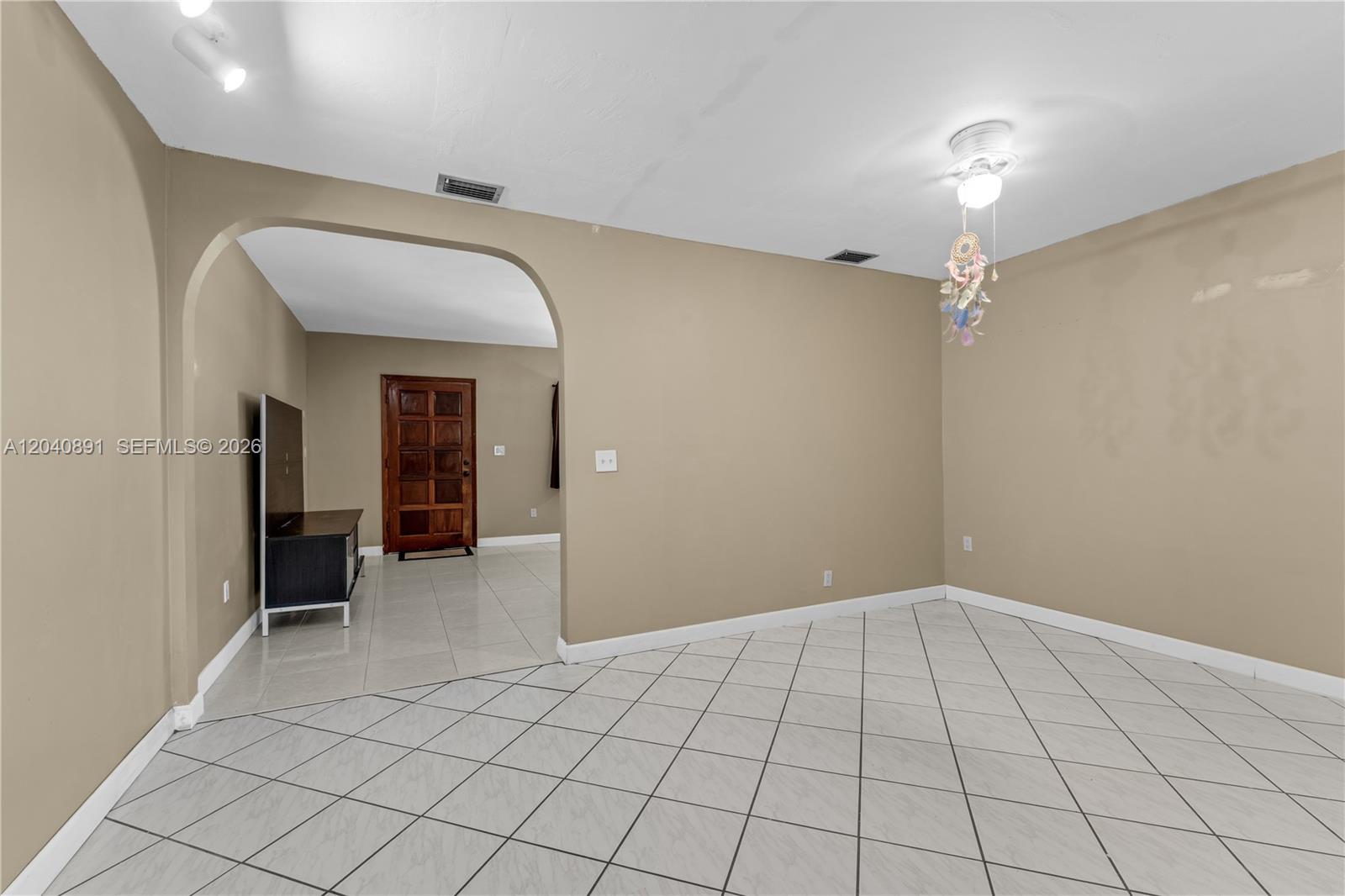 6860 Sw 18th Street Property Photo 7