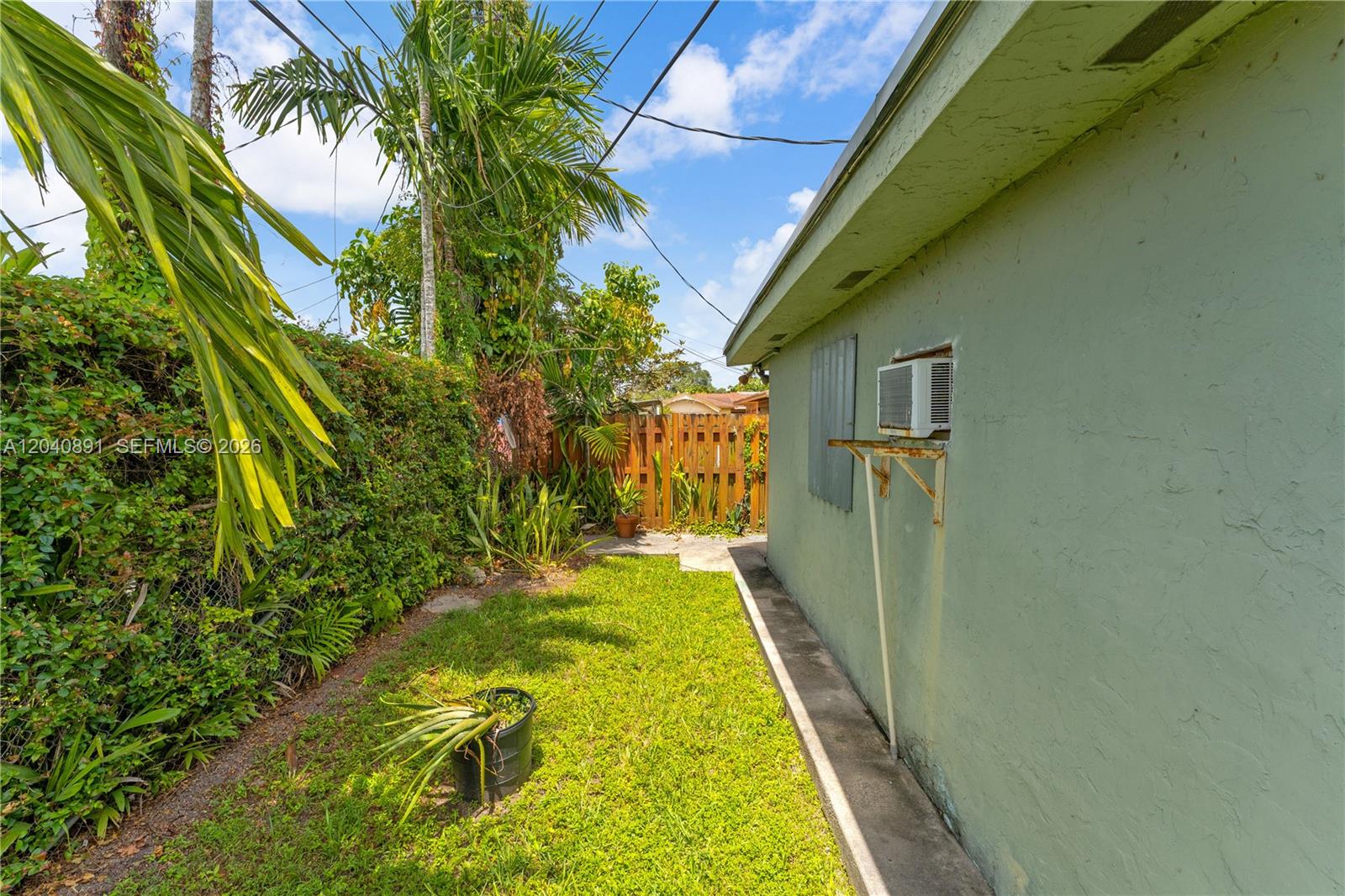 6860 Sw 18th Street Property Photo 25