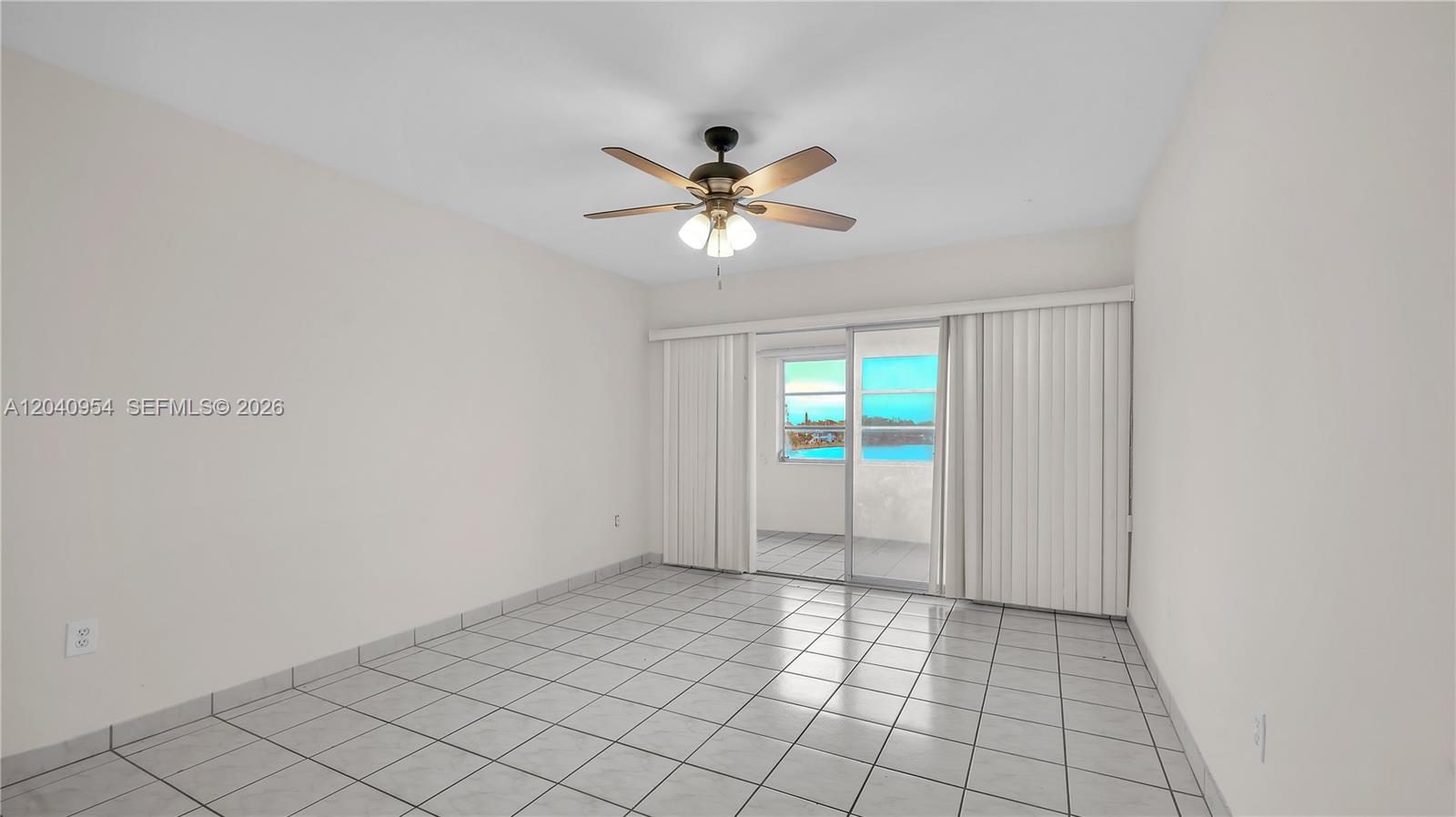 251 Ne 187th Street 830 Property Photo 7