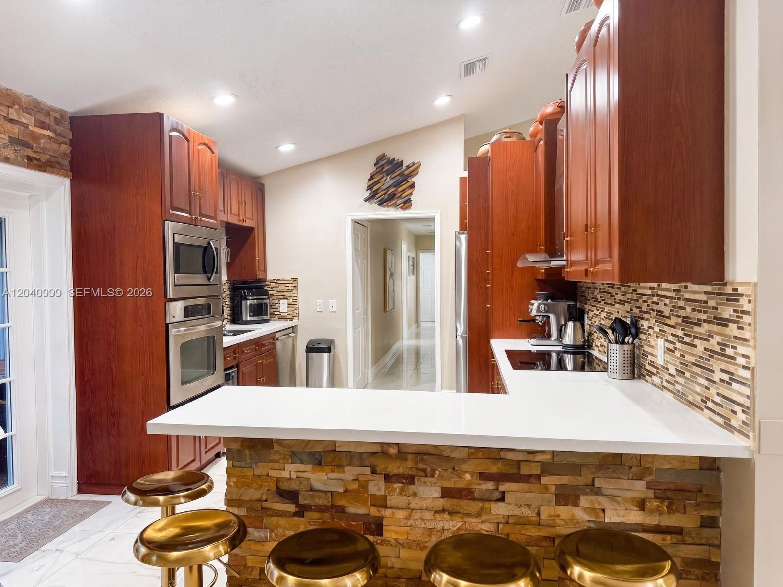 324 Patio Village Terrace Property Photo 5
