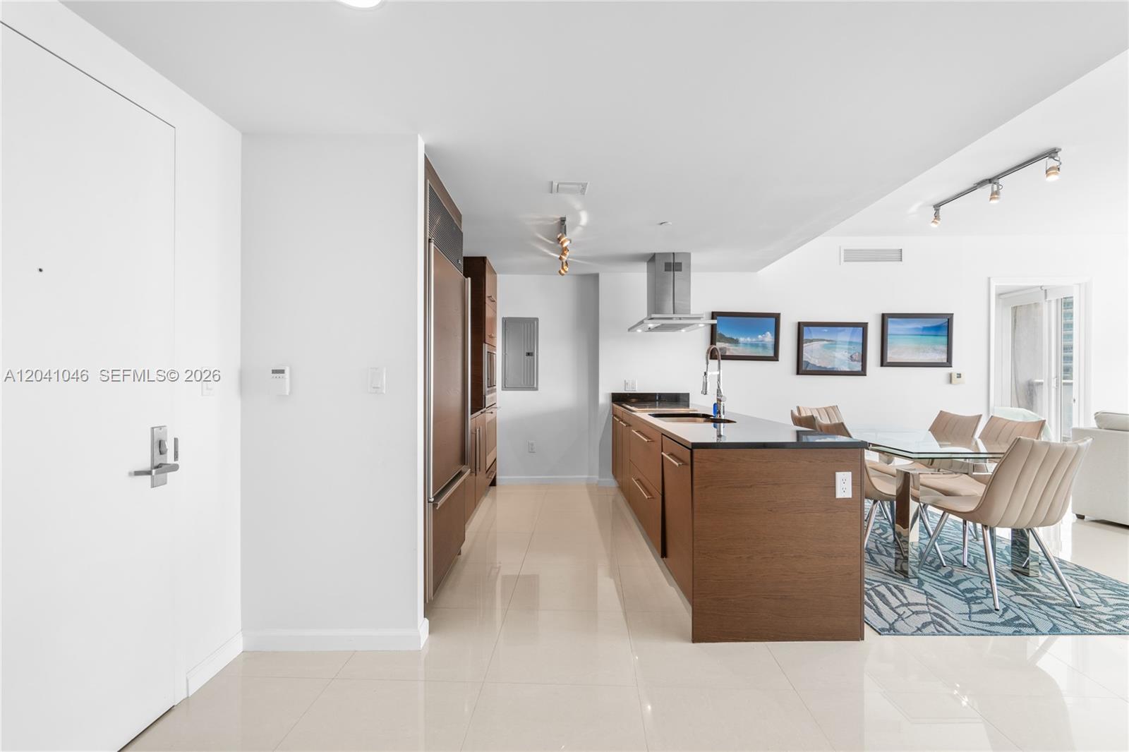 495 Brickell Avenue Bay807 Property Photo 21