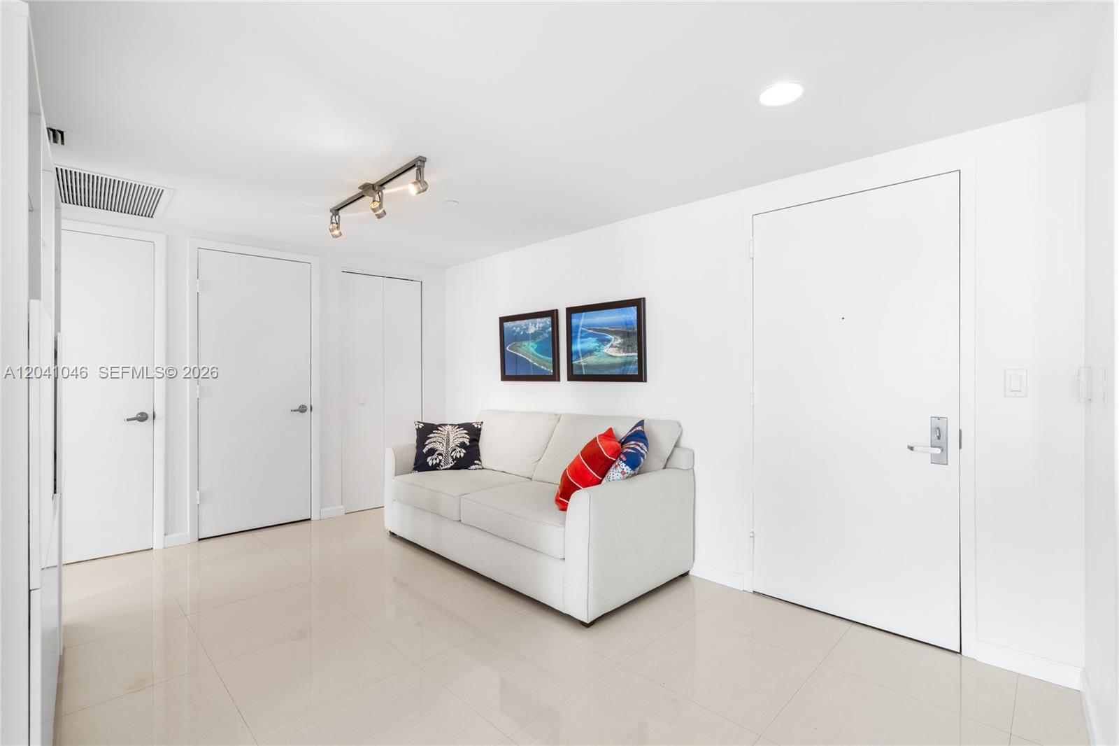 495 Brickell Avenue Bay807 Property Photo 25