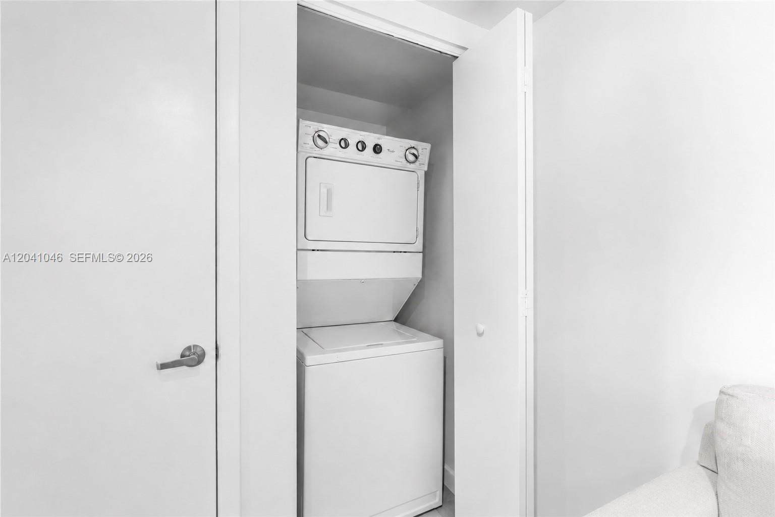 495 Brickell Avenue Bay807 Property Photo 28