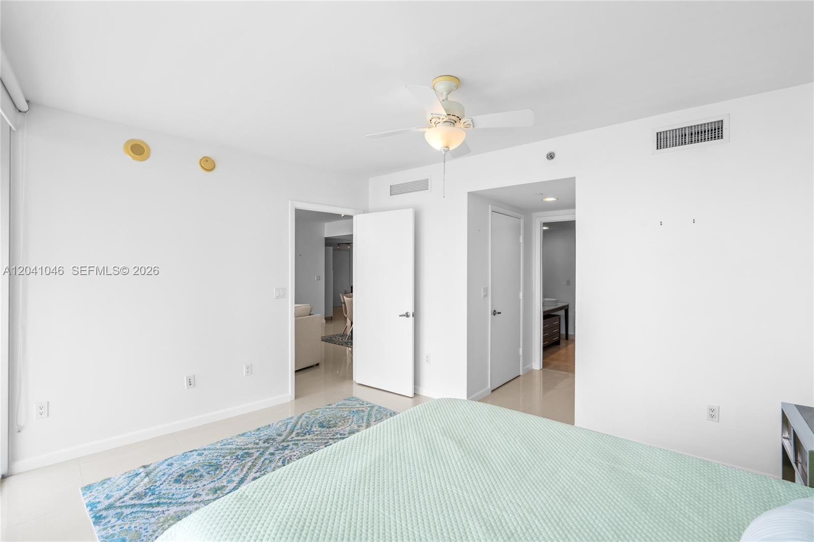495 Brickell Avenue Bay807 Property Photo 34