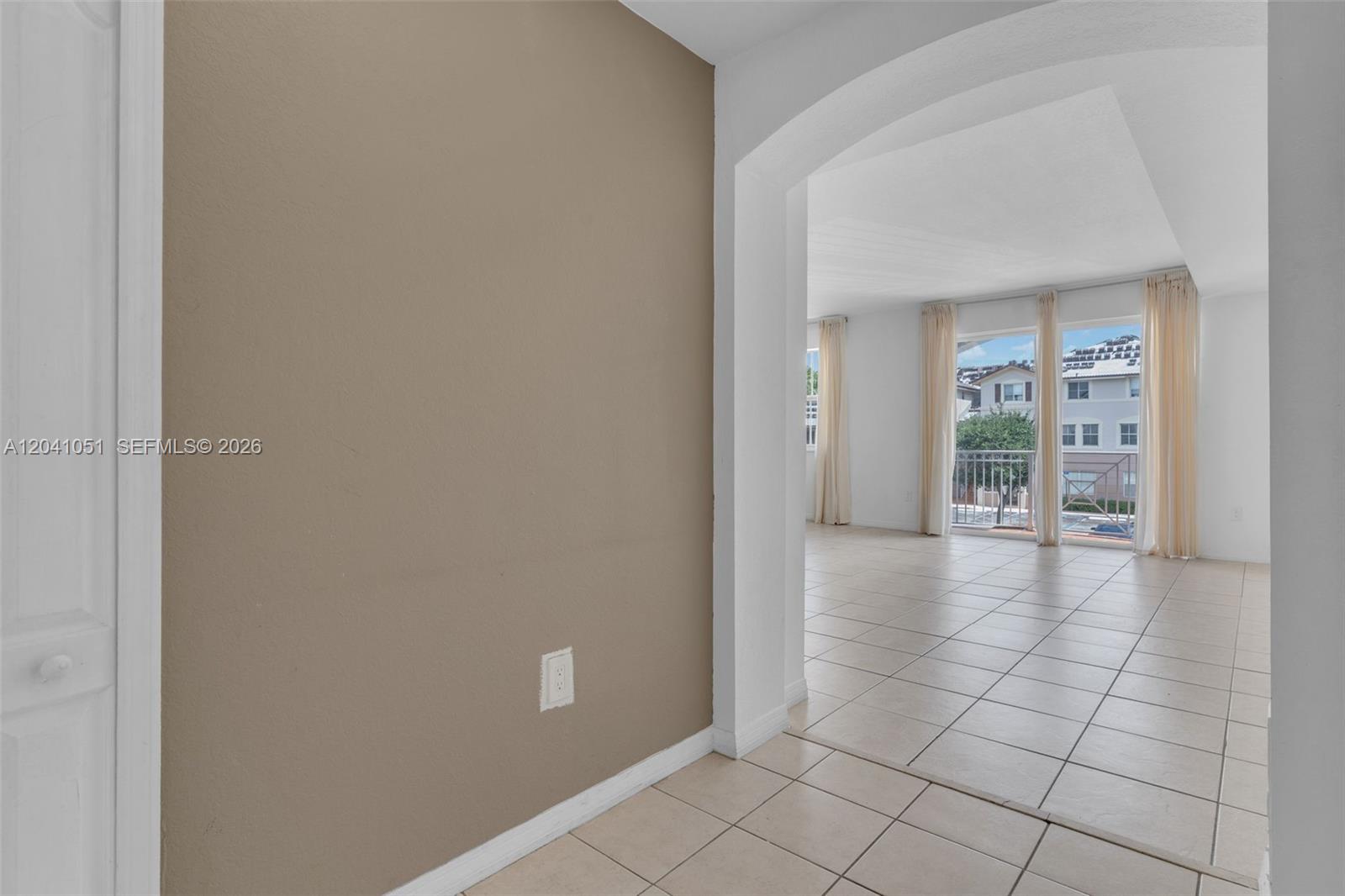 8826 W Flagler Street 203 Property Photo 3
