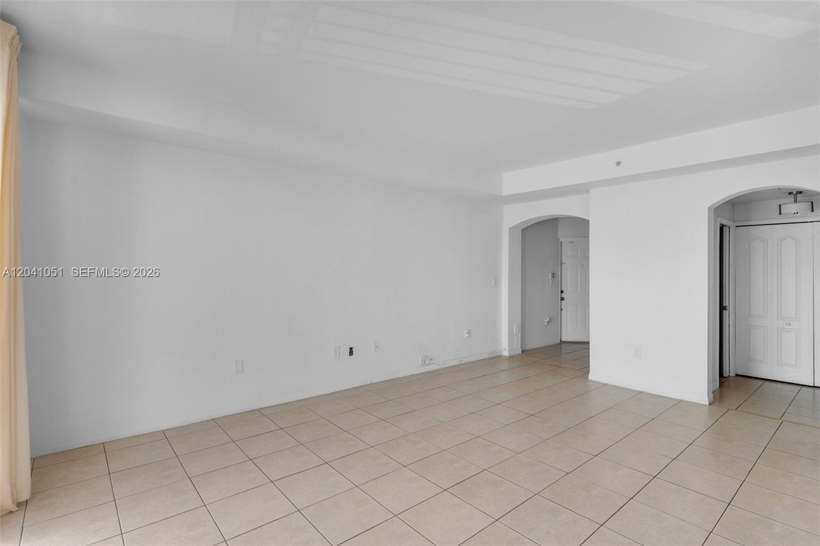 8826 W Flagler Street 203 Property Photo 8
