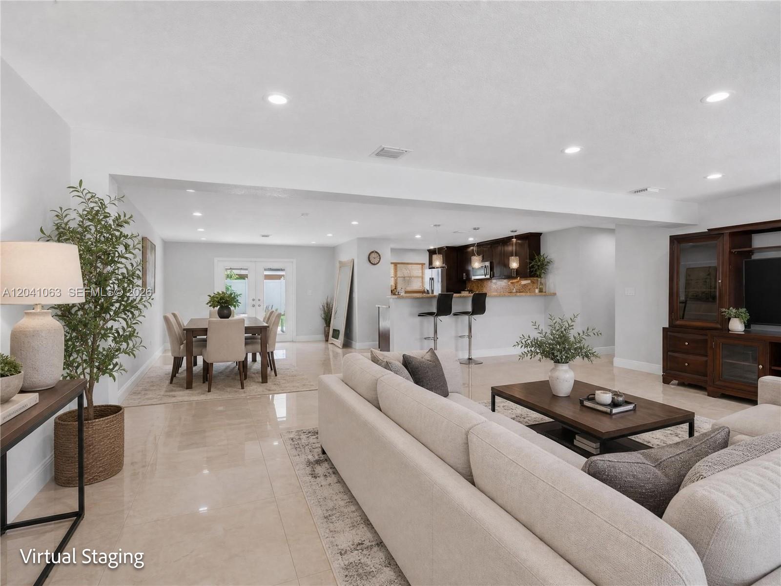 16641 Royal Poinciana Drive Property Photo 15