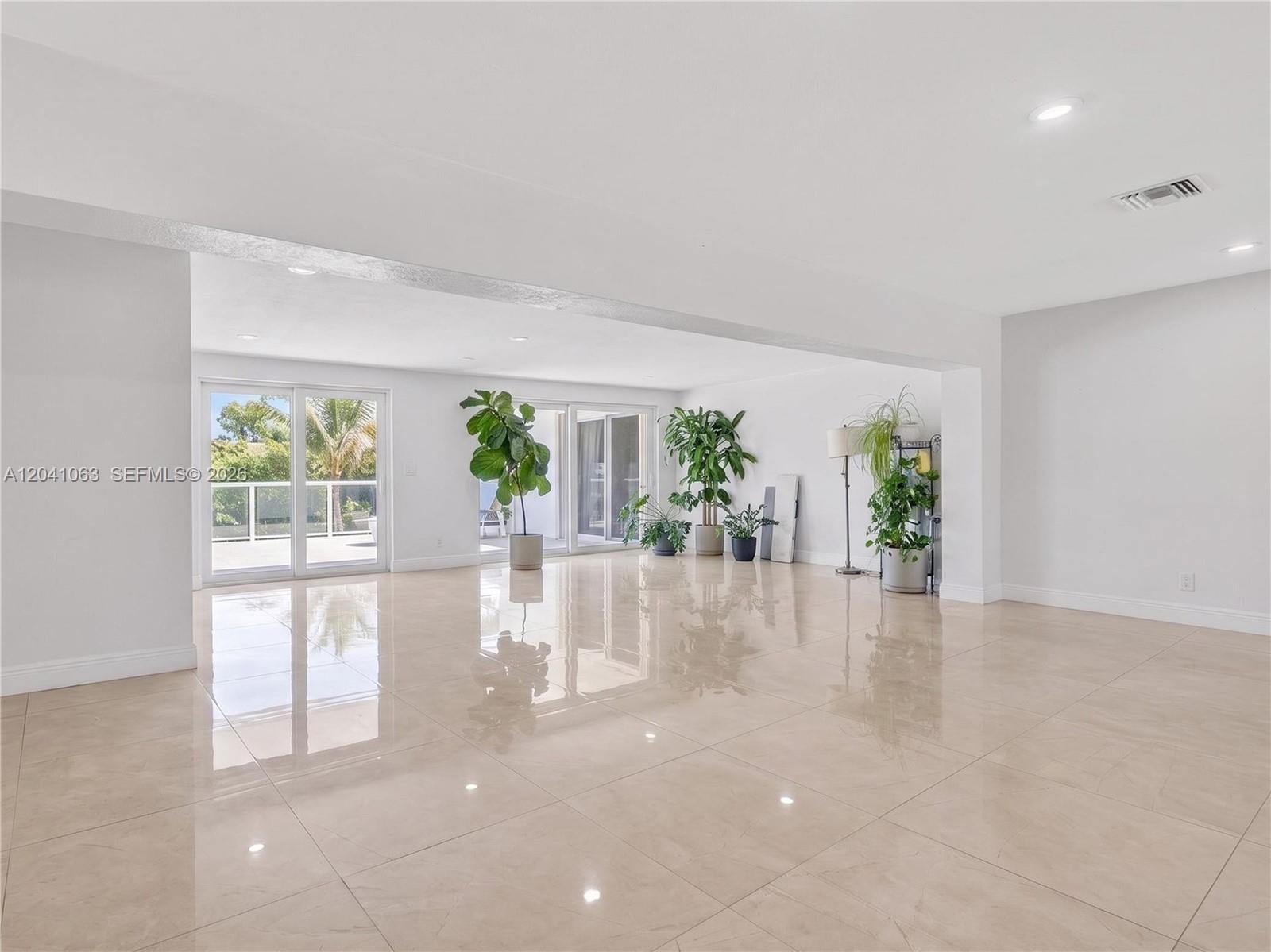 16641 Royal Poinciana Drive Property Photo 17