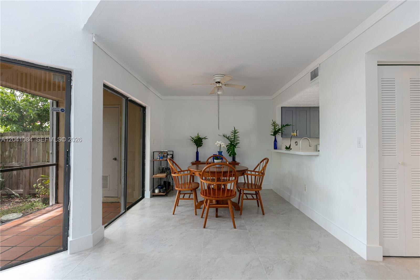 2513 San Remo Circle 2513 Property Photo 7