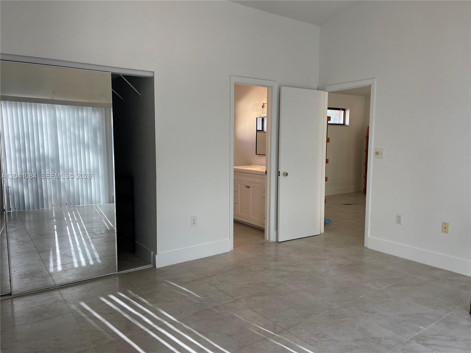 2513 San Remo Circle 2513 Property Photo 10