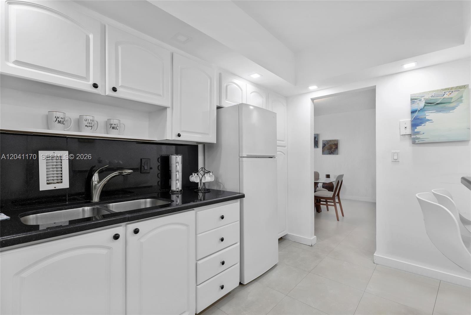 3901 S Ocean Drive 8c Property Photo 6