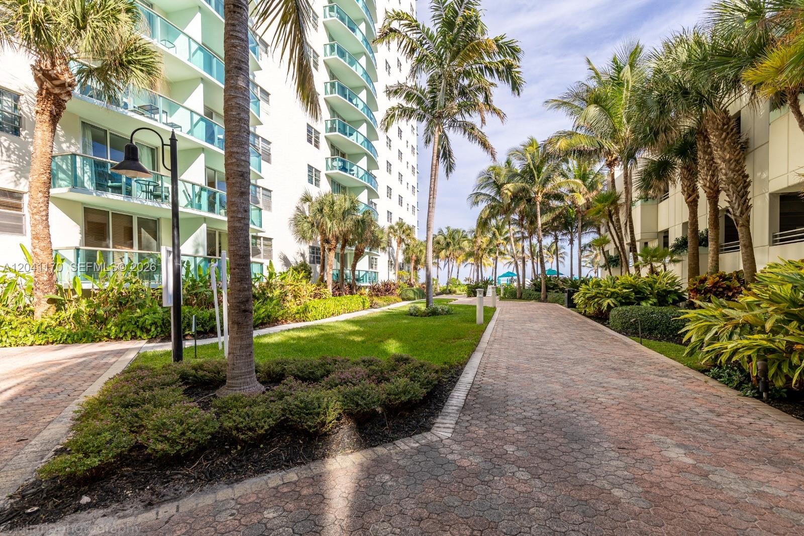 3901 S Ocean Drive 8c Property Photo 32