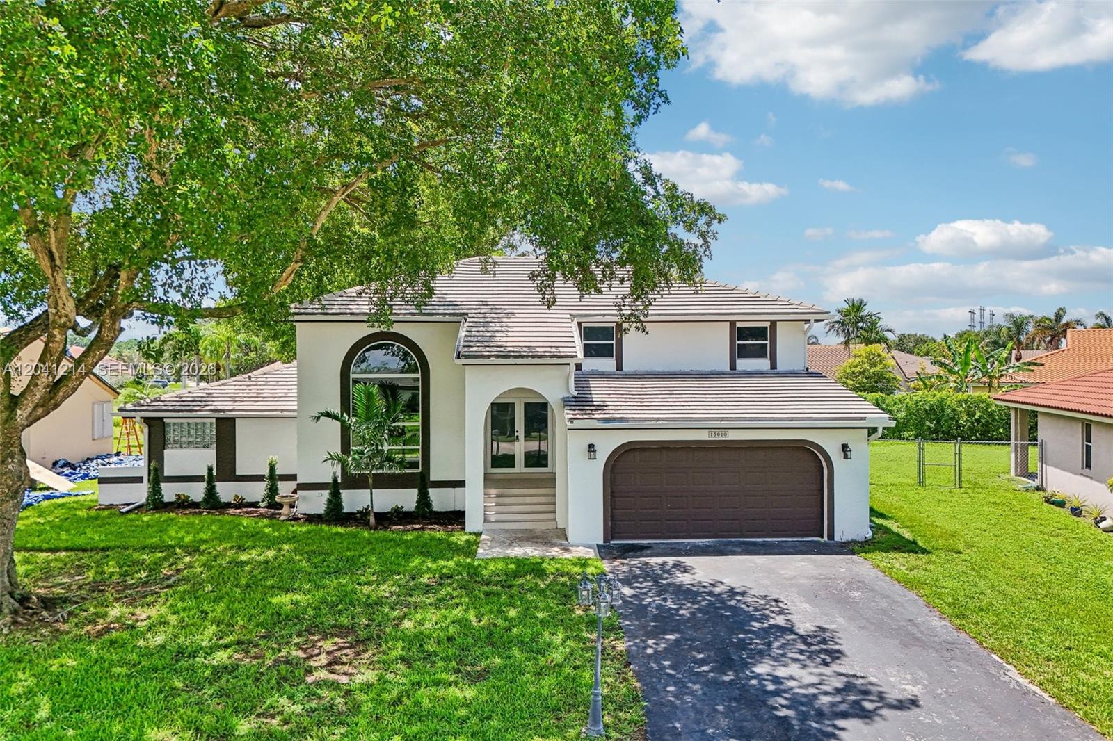 15010 E Falcons Lea Drive Property Photo 1