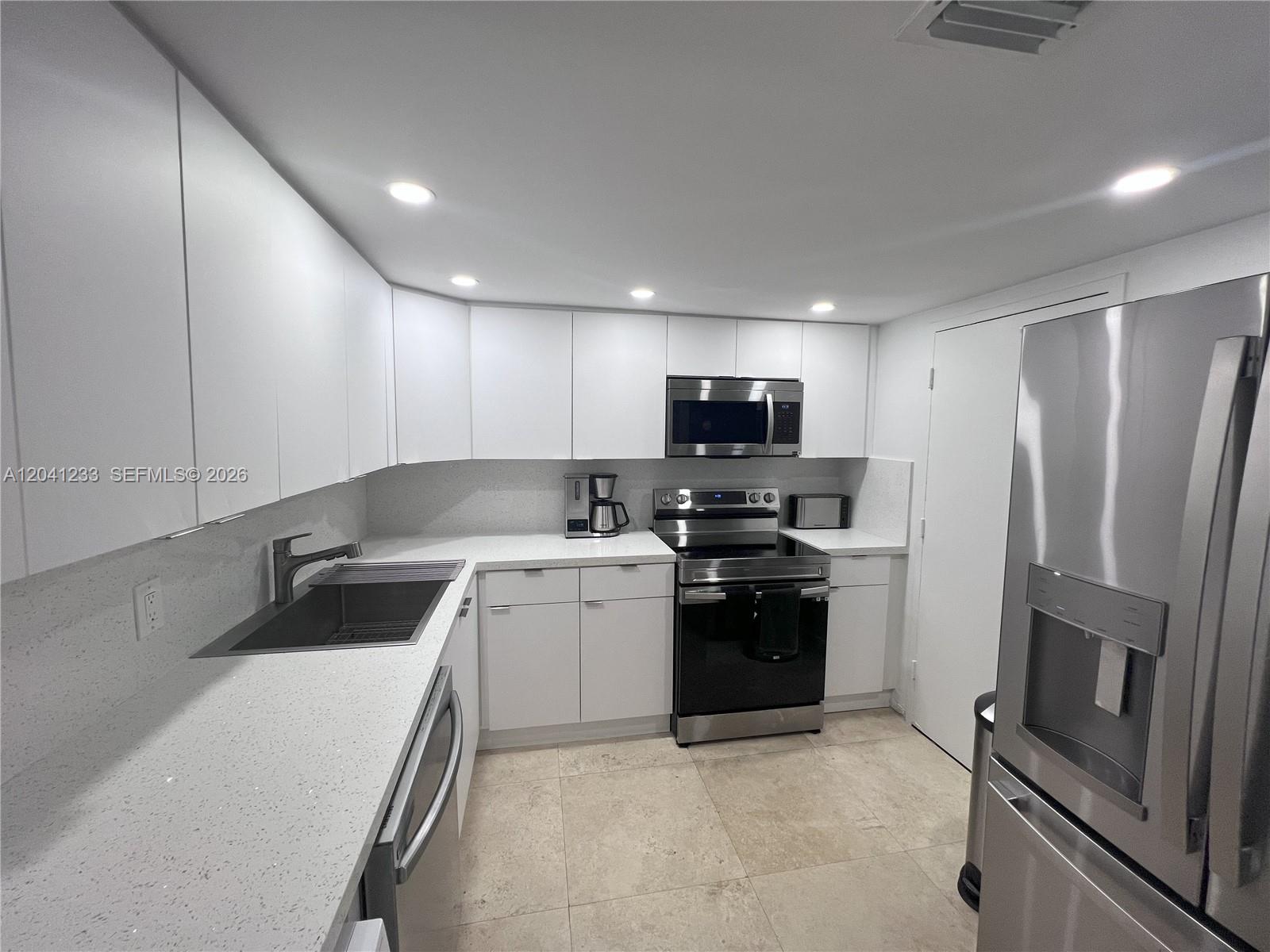 800 West Avenue 635 Property Photo 4