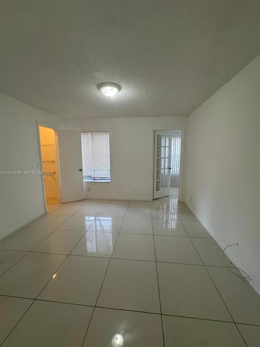 A12041248 Property Photo 10