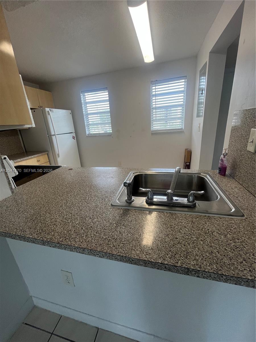 14170 Sw 84th Street 203-f Property Photo 6