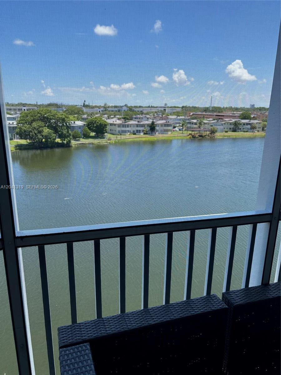 1750 Ne 191st Street 627-4 Property Photo 1