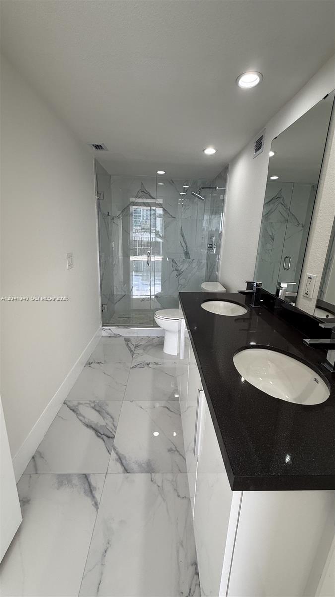 1901 Brickell Avenue B2003 Property Photo 5
