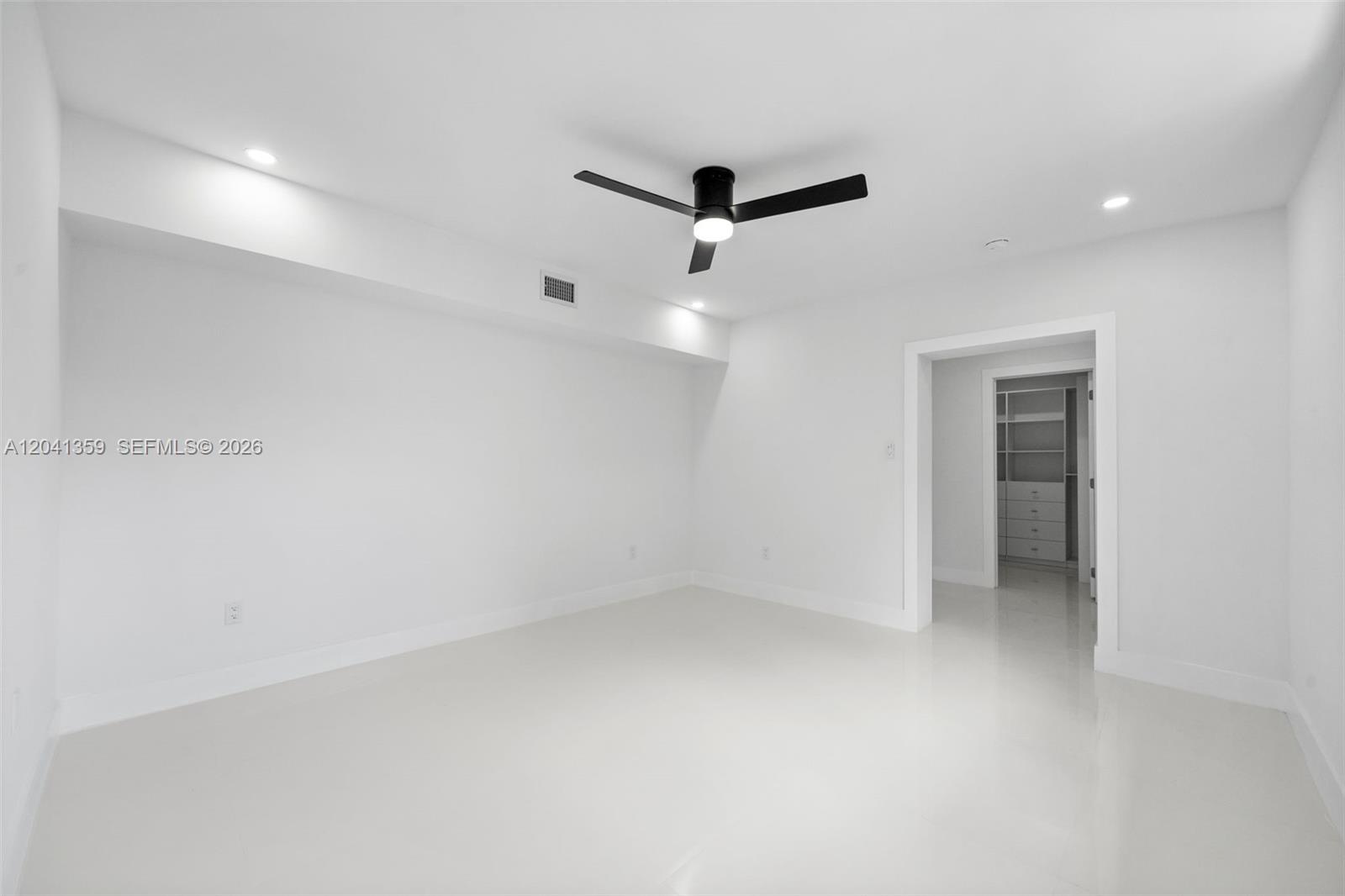 2940 Sw 12th Street Property Photo 9