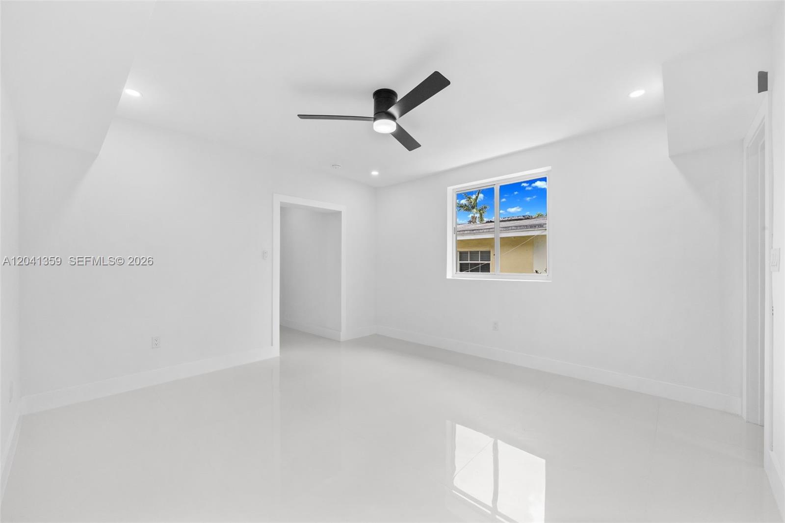 2940 Sw 12th Street Property Photo 10