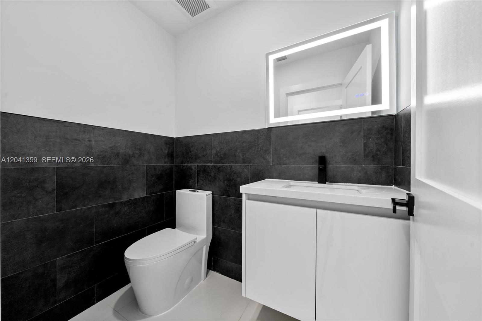 2940 Sw 12th Street Property Photo 19