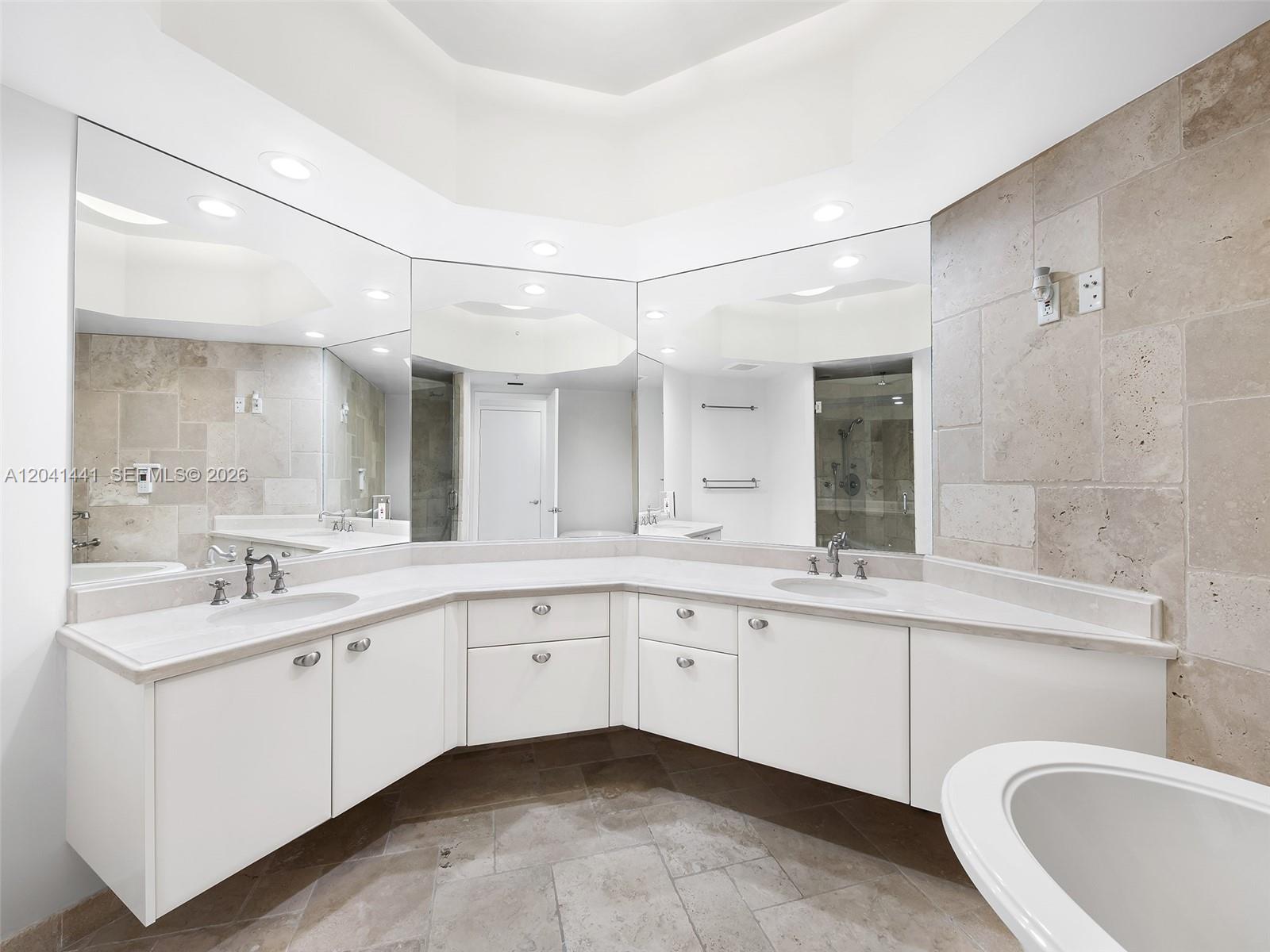 333 Las Olas Way 1502 Property Photo 22