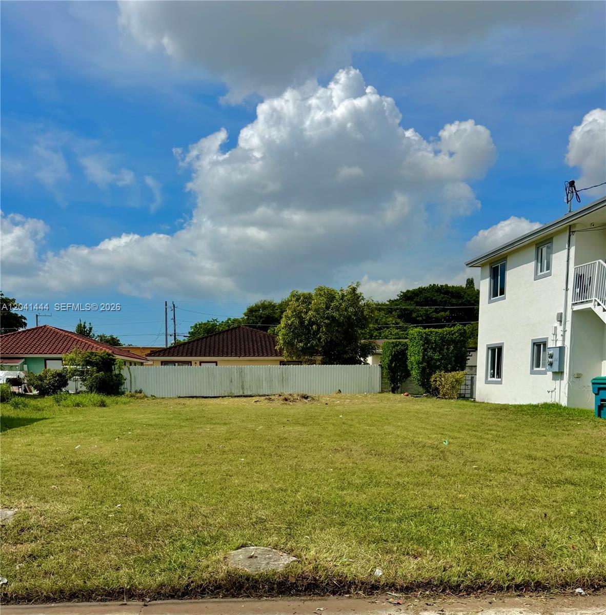 1512 Nw 60th Street Property Photo 1