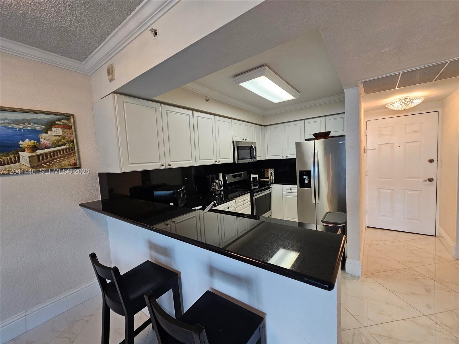 2501 S Ocean Drive 327 Property Photo 9