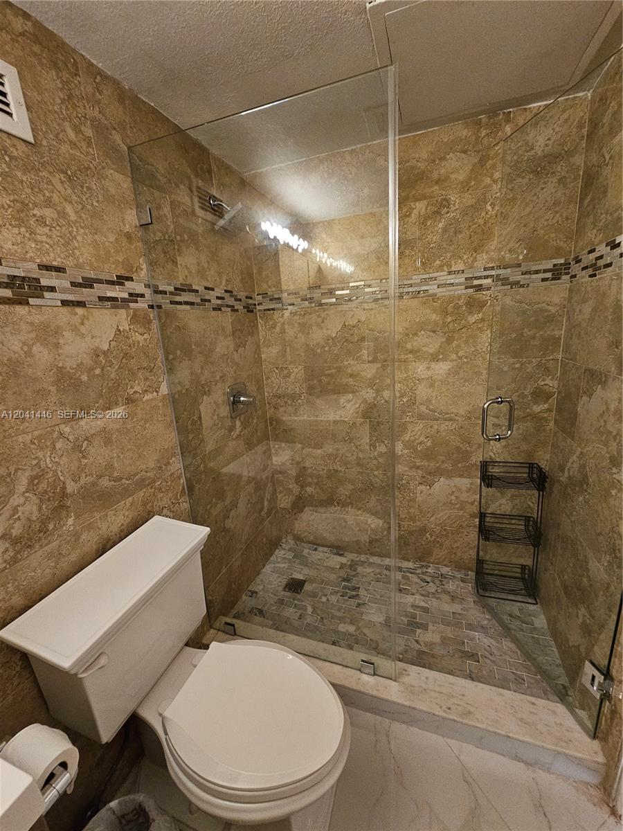 2501 S Ocean Drive 327 Property Photo 12