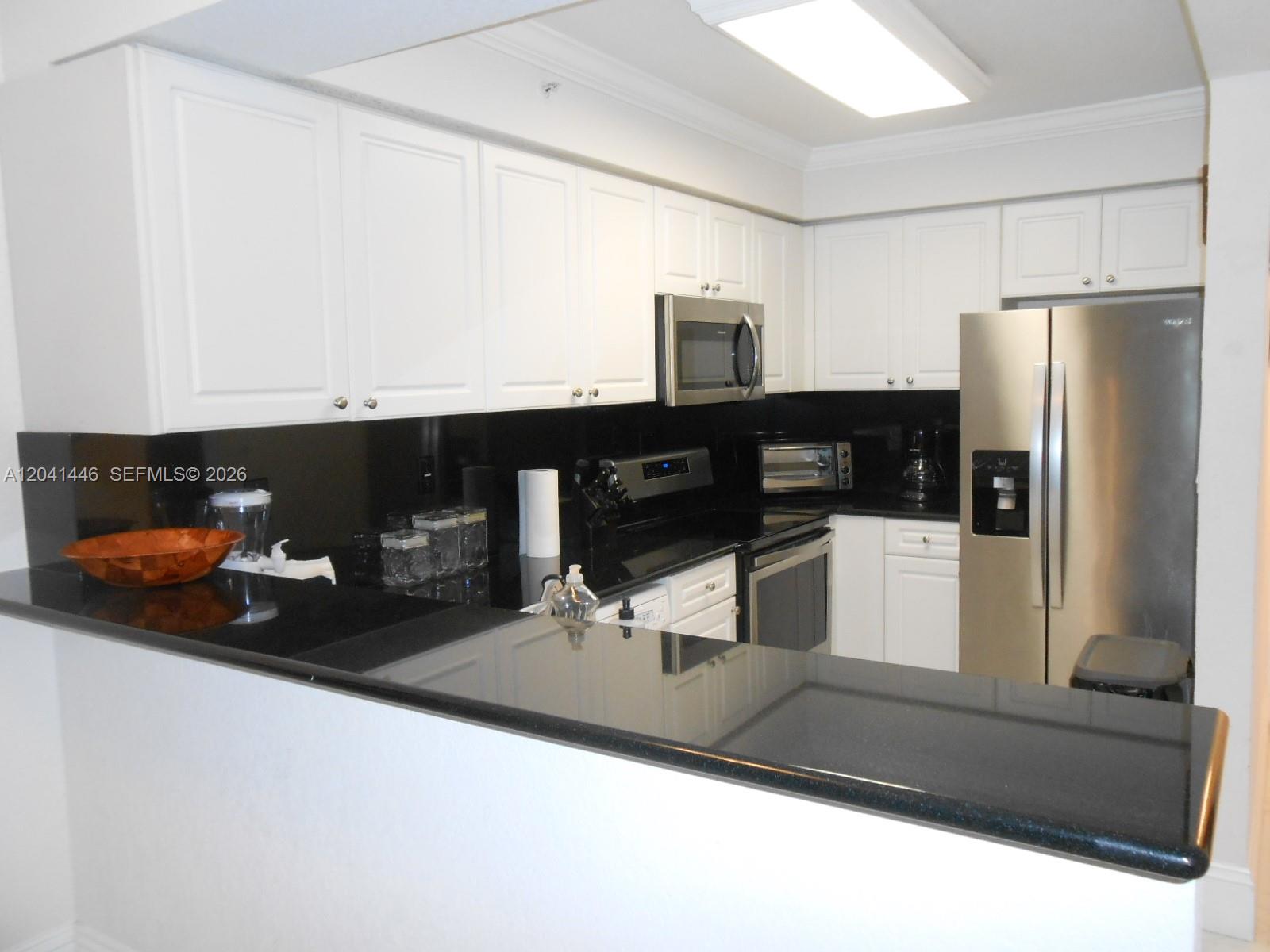 2501 S Ocean Drive 327 Property Photo 18